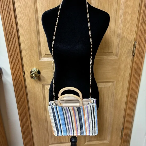 Haute Hippie Raffia Multicolor‎ Purse With Gold Chain Strap And Wooden Handles - Picture 2 of 7